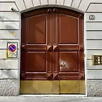 Porta Venezia Central Cozy Home